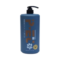 Pet Kingdom Sampo Anjing Flea & Tick 025 1 Liter