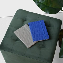 ataru-notebook-dengan-strap---biru-tua