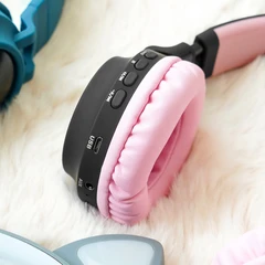 ataru-headphone-bluetooth-bt028c---hitam/pink