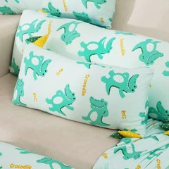 informa-25x55-cm-bantal-fluffy-huggy-crocodile---hijau