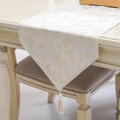 informa-table-runner-foil-print-089---gold