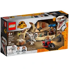 lego-jurassic-world-atrociraptor-dinosaur-bike-chase-76945