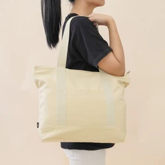 ataru-tote-bag-kanvas---putih-ivory