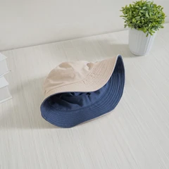 ataru-topi-bucket-reversible-texture---krem/biru