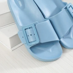 ataru-ukuran-42-sandal-big-buckle---biru