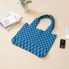 ataru-tote-bag-rajut-checkered---biru/hijau