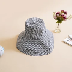 ataru-topi-bucket-wide-brim-gingham---hitam