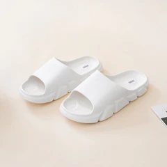 ataru-ukuran-40/41-sandal-thick-slides-texture---putih