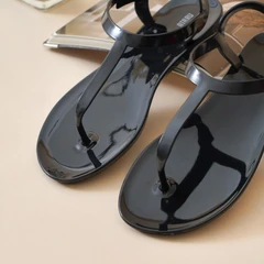 ataru-ukuran-38-sandal-wanita-t-strap-jelly---hitam