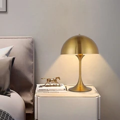 informa-lynn-lampu-meja---gold