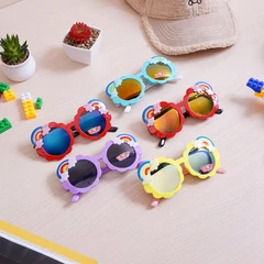 main image Ataru Kacamata Anak Fun Rainbow Random