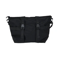 ataru-tote-bag-nylon-dengan-strap---hitam