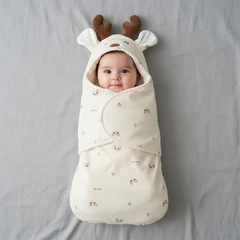 main image Kindla Selimut Bedong Bayi Cuddly Reindeer - Krem Beige