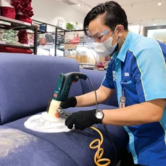 jasa-pembersihan-sofa-2-dudukan-clean-&-care