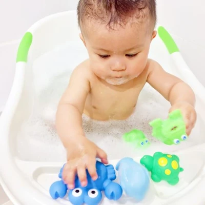 Gambar Playgro Set Bathtime Squirtees 8Pk Boy 103540