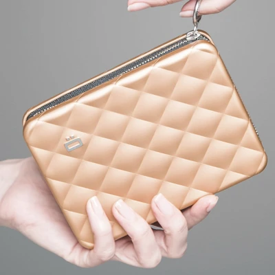 Gambar Ogon Dompet Paspor Quilted - Rose Gold