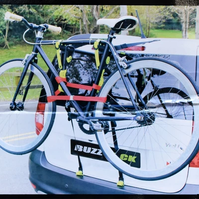Gambar Buzzrack Colibri Rak Sepeda Mobil