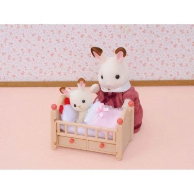 Gambar Sylvanian Families Set Baby Crib 4462