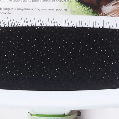 Gambar Pawise Sisir Anjing Ukuran M 17x11 cm Random