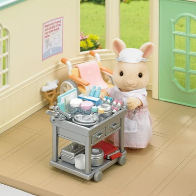 Gambar Sylvanian Families Set Country Nurse 5094
