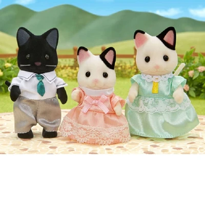 Gambar Sylvanian Families Set Boneka Hewan City House Tuxedo Cat Family