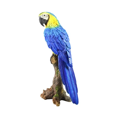 Gambar Patung Taman Burung Macaw On Stump