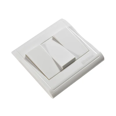 Gambar Krisbow Saklar 3 Gang 1 Way 16A 250V