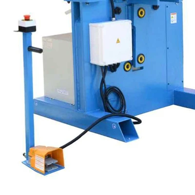 Gambar Krisbow Hydraulic Iron Worker 60T Shear Brake Notch