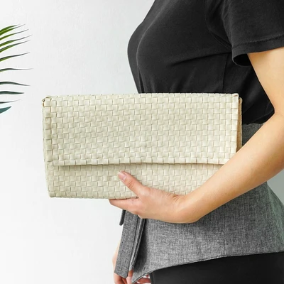 Gambar Ataru Clutch Bag Woven - Ivory