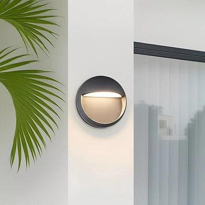Gambar Krisbow Lampu Dinding Outdoor 8 Watt 3000K Warm White