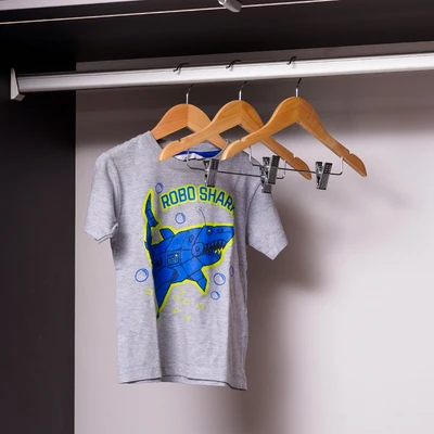 Gambar Stora Hanger Baju Anak Kayu Dengan Clip 30.5 cm Set 3 pcs