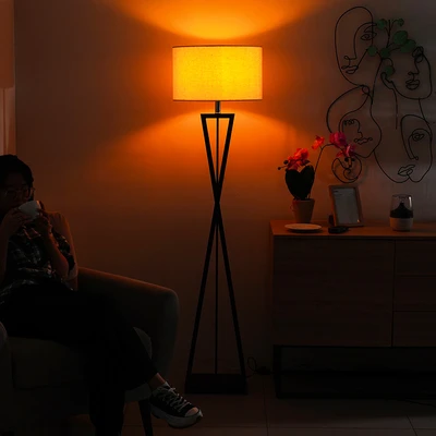 Gambar Informa Fidel Lampu Lantai - Hitam/Linen