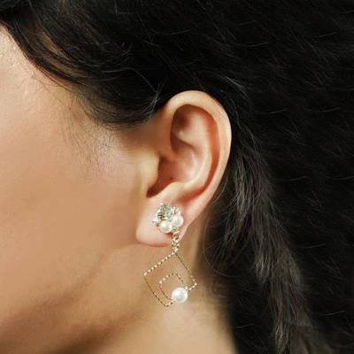 Gambar Ataru Anting Dangle Pearl Crystal