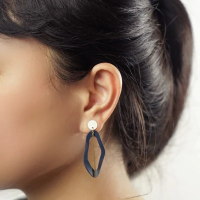 Gambar Ataru Anting Drop Fashion - Biru