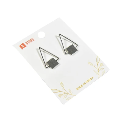 Gambar Ataru Anting Stud Geometric Triangle - Silver
