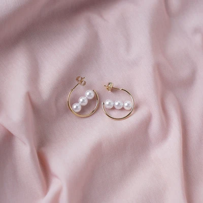 Gambar Ataru Anting Pearl Hoop - Gold