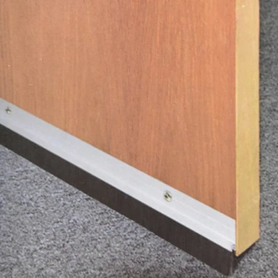 Gambar Krisbow Penutup Lubang Bawah Pintu PVC-Brush 91 cm - Putih
