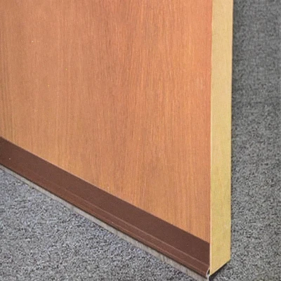 Gambar Krisbow Penutup Lubang Bawah Pintu PVC-Pileseal 91 cm- Cokelat