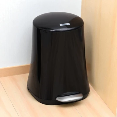 Gambar Krisbow Tempat Sampah Pedal Plastik Stylist 5 Liter - Hitam