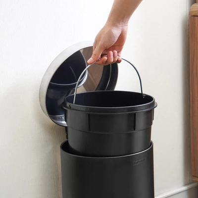 Gambar Krisbow Tempat Sampah Pedal Stainless Steel Round 12 Liter V1 - Hitam