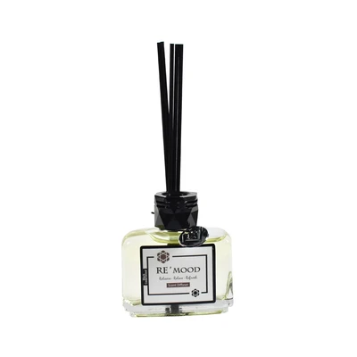 Gambar Re'Mood Black Cedarwood Reed Diffuser 95 ml