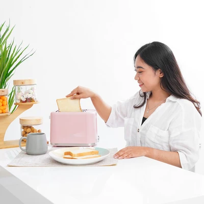 Gambar Kels Hayden Pemanggang Roti 870 Watt - Pink