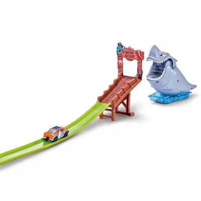 Gambar Zuru Playset Metal Machine Shark Attack