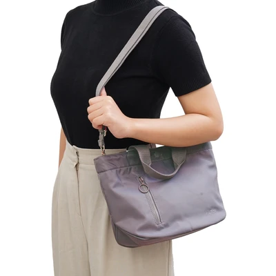 Gambar Ilook Ukuran M Grab & Go Tas Bahu - Abu-Abu Tua