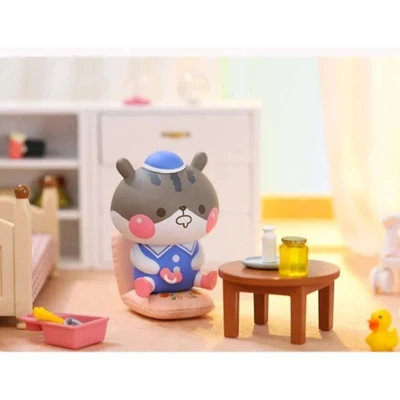 Gambar Pop Mart Minifigure Little Baby Chewyhams Random