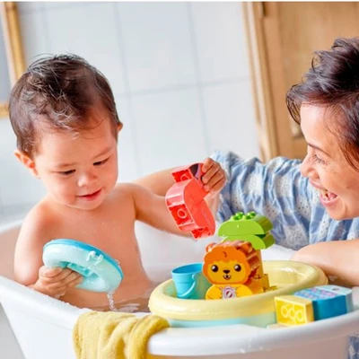 Gambar LEGO Duplo Bath Time Fun Floating Animal Island 10966