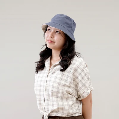 Gambar Ataru Topi Bucket Reversible - Biru/Krem