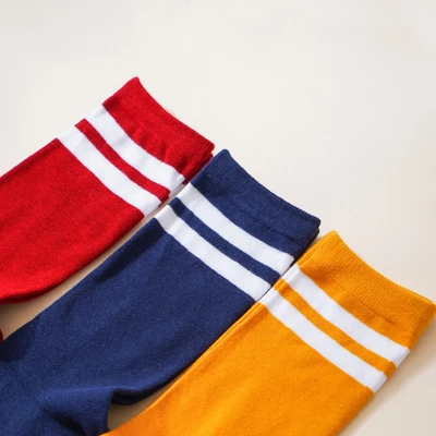 Gambar Ataru Set 3 Pasang Kaos Kaki Crew - Navy / Merah / Kuning