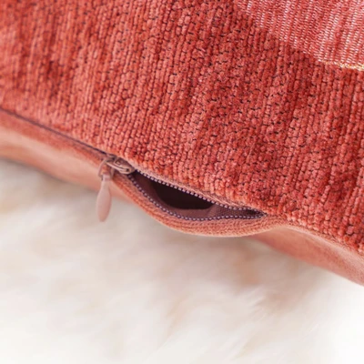 Gambar Informa Vibrant Heritage Sarung Bantal Sofa Polyester V2 30x50 cm - Pink