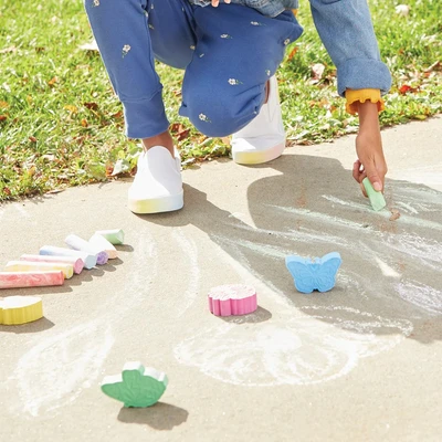 Gambar Make It Real Set Butterfly Garden Chalk 21007